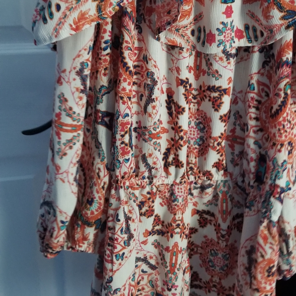 Romper - Picture 2 of 3